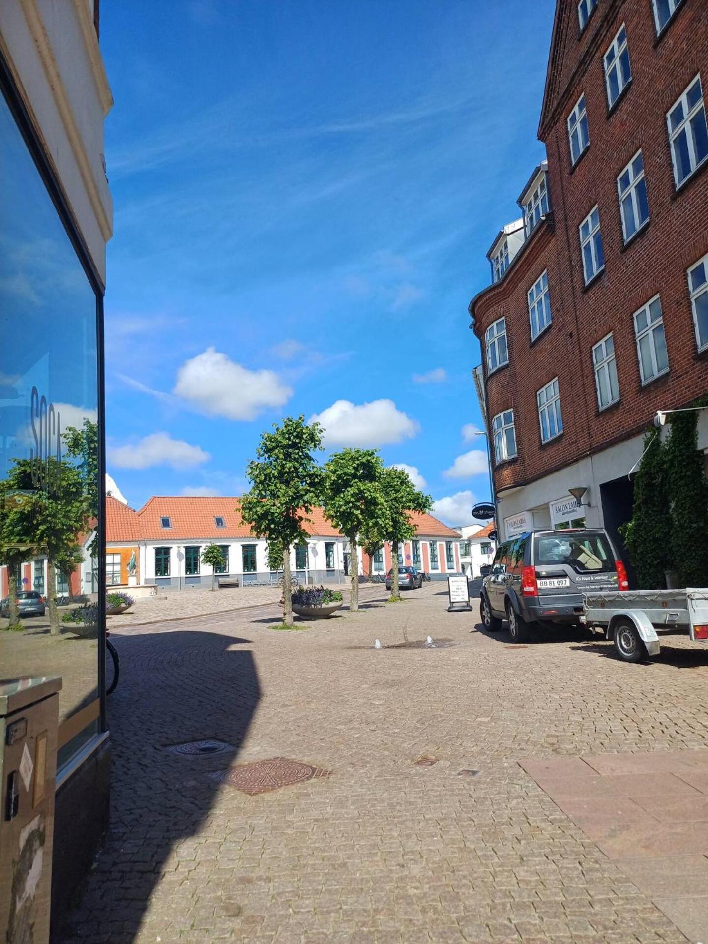 Central Double Room With Free Parking Hjorring Exterior photo